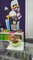 Yoog Yogurteria food