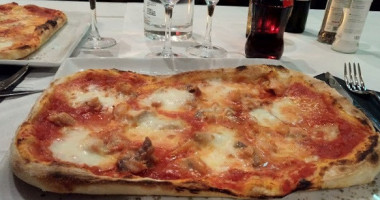 Pizzeria Il Bastione food