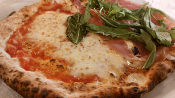 Antica Pizzeria Frattese food