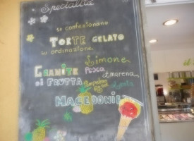 Gelateria Il Porticciolo inside