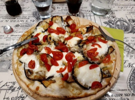 Pizzeria Olio Sale E Pippo food