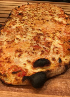 Godo Pizzeria Hostaria food