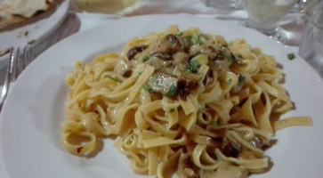 Paglia E Fieno food