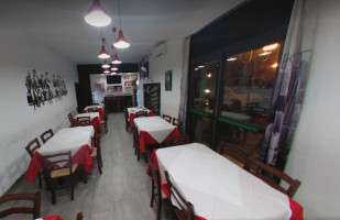 Spiccomamao Pizzeria inside