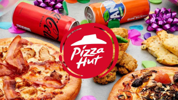 Pizza Hut Filmstaden food