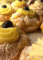 Cifra Pasticceria food