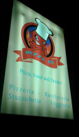 Pizzeria Pizza'le inside