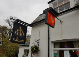 The Maypole Inn outside