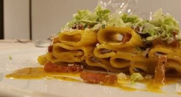 Cucina Maccaroni food