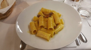 Poldo E Gianna Osteria food