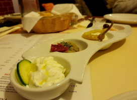 Greco Akropolis food