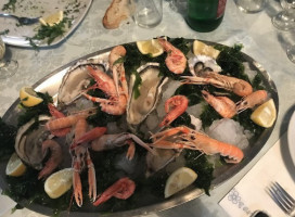 La Taverna Del Pescatore food