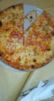 Pizza Vola food