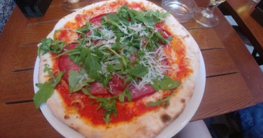 Pizzeria La Smorfia food