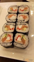 Sushi Inn food