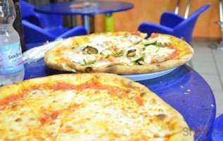 Bilba Pizzeria food