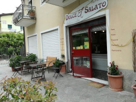 Dolce Salato outside