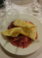 Borgo Bagnolo food