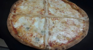 Pizza Mania Pizze Da Asporto food