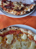 Pizzeria Arcobaleno food