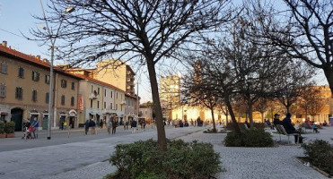 Il Caffe Della Piazza Di Distani E Dallari Di Distani M E C food