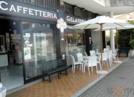 Gelateria Esterina outside