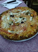 Pizzeria 2000 food