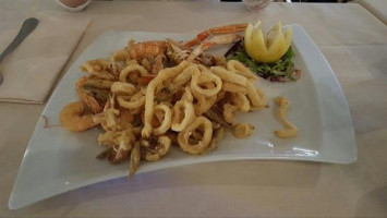 La Marina Del Porto food