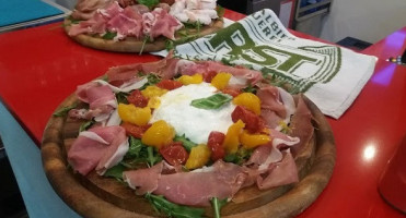 450 Gradi Verace Pizzeria Napoletana food