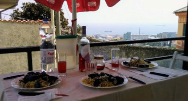 Ultima Spiaggia food