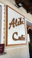 Alibi Cafe' outside