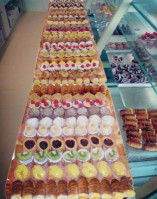 Pasticceria Pegurri food