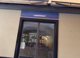 Gelateria Alberto Marchetti outside