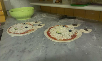 La Pizza Degli Angeli food