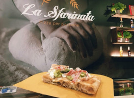 La Sfarinata Pizza Al Taglio Di Borgo Venezia food