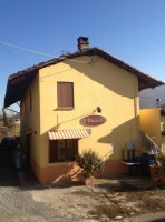 Pizzeria Il Riccio outside