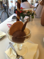 Vanilla Gelati Italiani food
