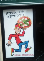 Mister Pizza food