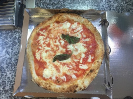 Le Mille E Una Pizza food