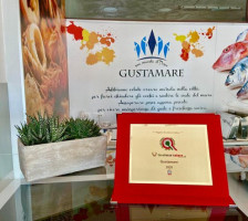 Gustamare outside