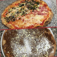 Master Pizza: Pizzeria Con Forno A Legna food