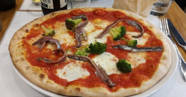 Obica Mozzarella Pizza E Cucina food