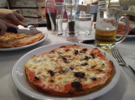 Pizzeria Pà E Fioi food