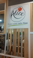 Alice Pizza food