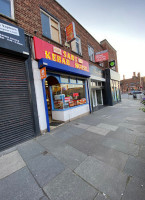 Sab's Kebab House outside