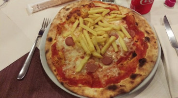 Millevoglie Pizzeria food