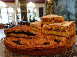 Spumiglia Caffetteria Pasticceria food