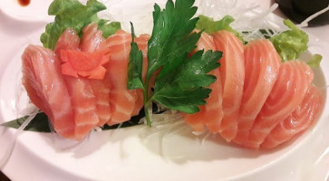 Sushi Salmone food