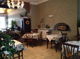 Trattoria Due Piccioni inside