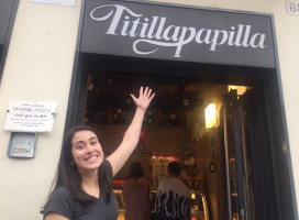 Titillapapilla Gelateria inside